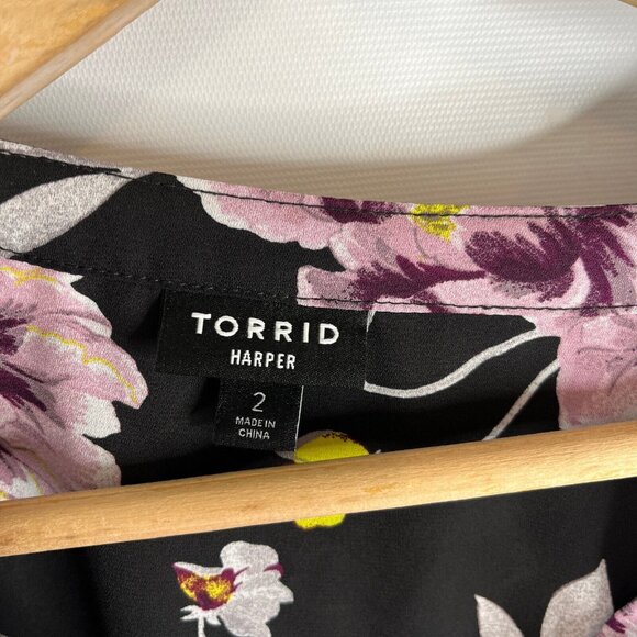 Torrid Harper Womens Tunic Top Size 2X Black Purple Floral V-Neck 3/4 Sleeve - Picture 8 of 10